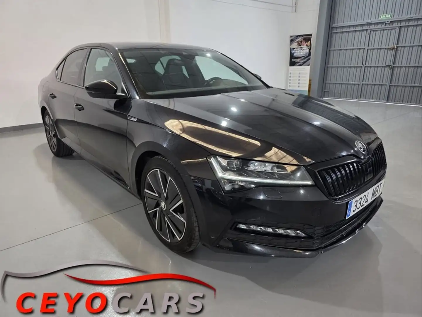 Skoda Superb 1.5 TSI SportLine DSG Negro - 1