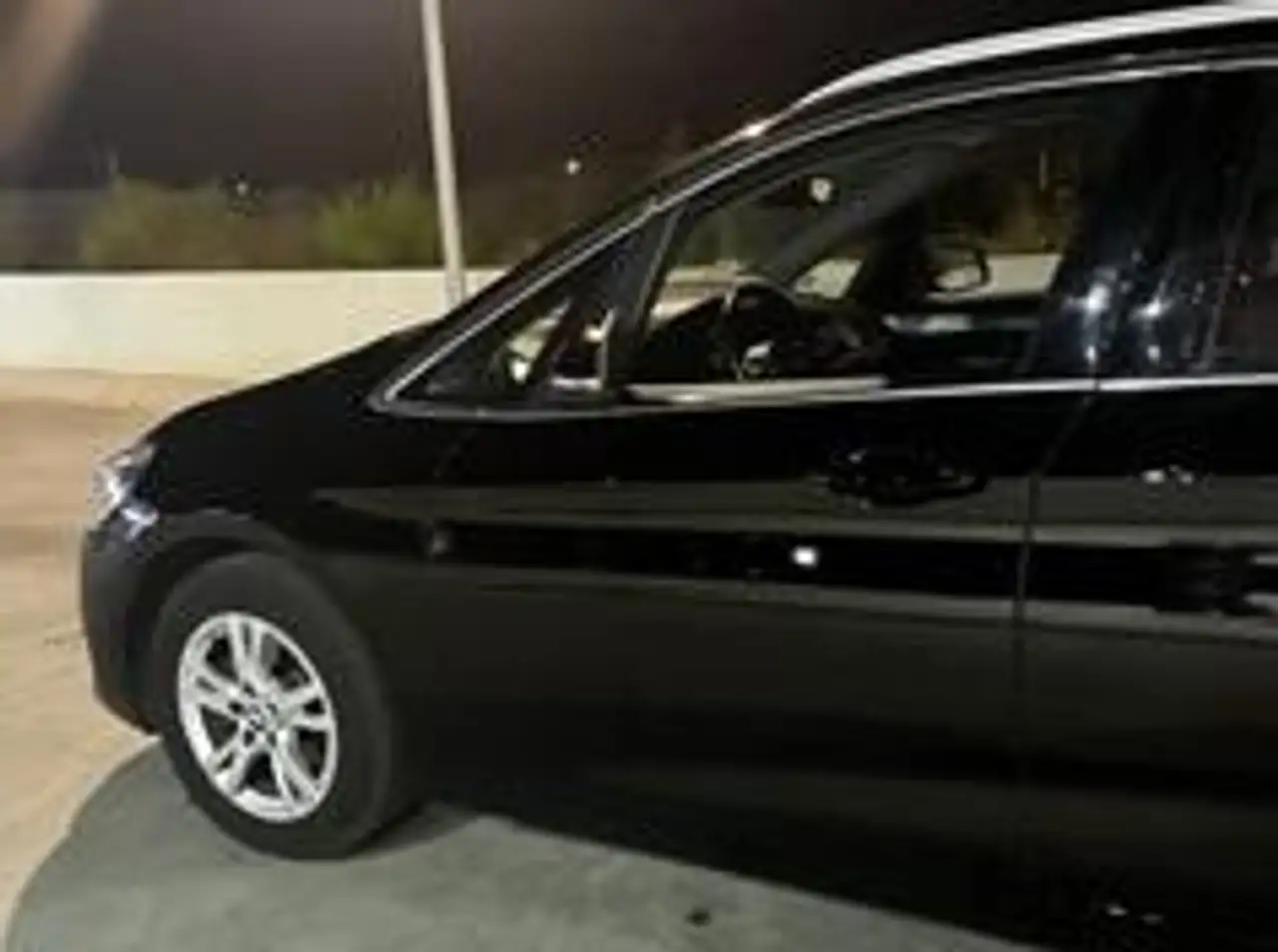 BMW 218iA Active Tourer, foto 11