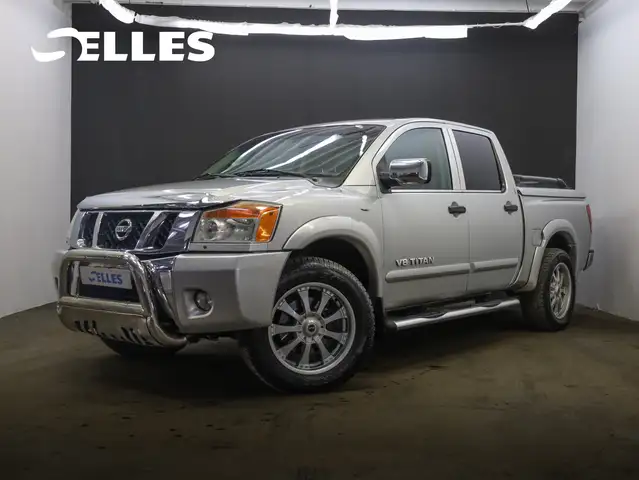 Nissan Titan