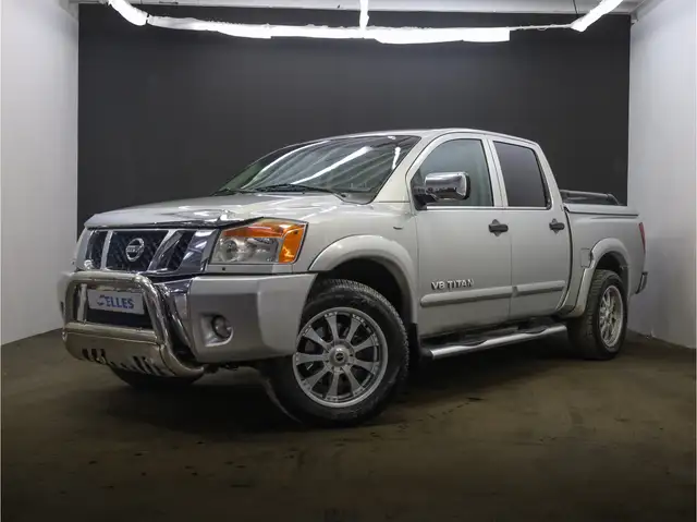 Nissan Titan