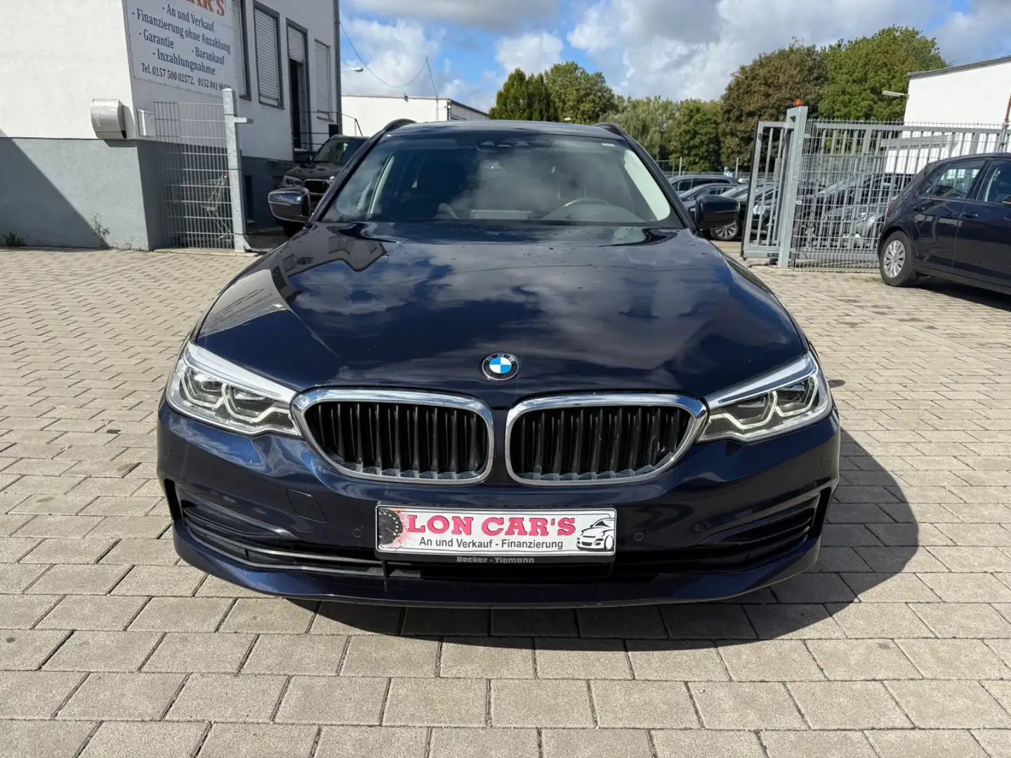 BMW 530 d xDrive Sport Line/LED/Virtual/Leder/Kamera Blauw - 2