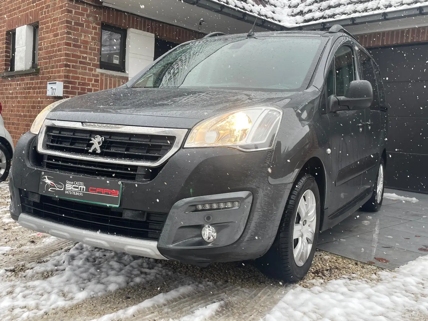 Peugeot Partner Partner Tepee Outdoor 1.2 PureTech Outdoor S Grau - 2