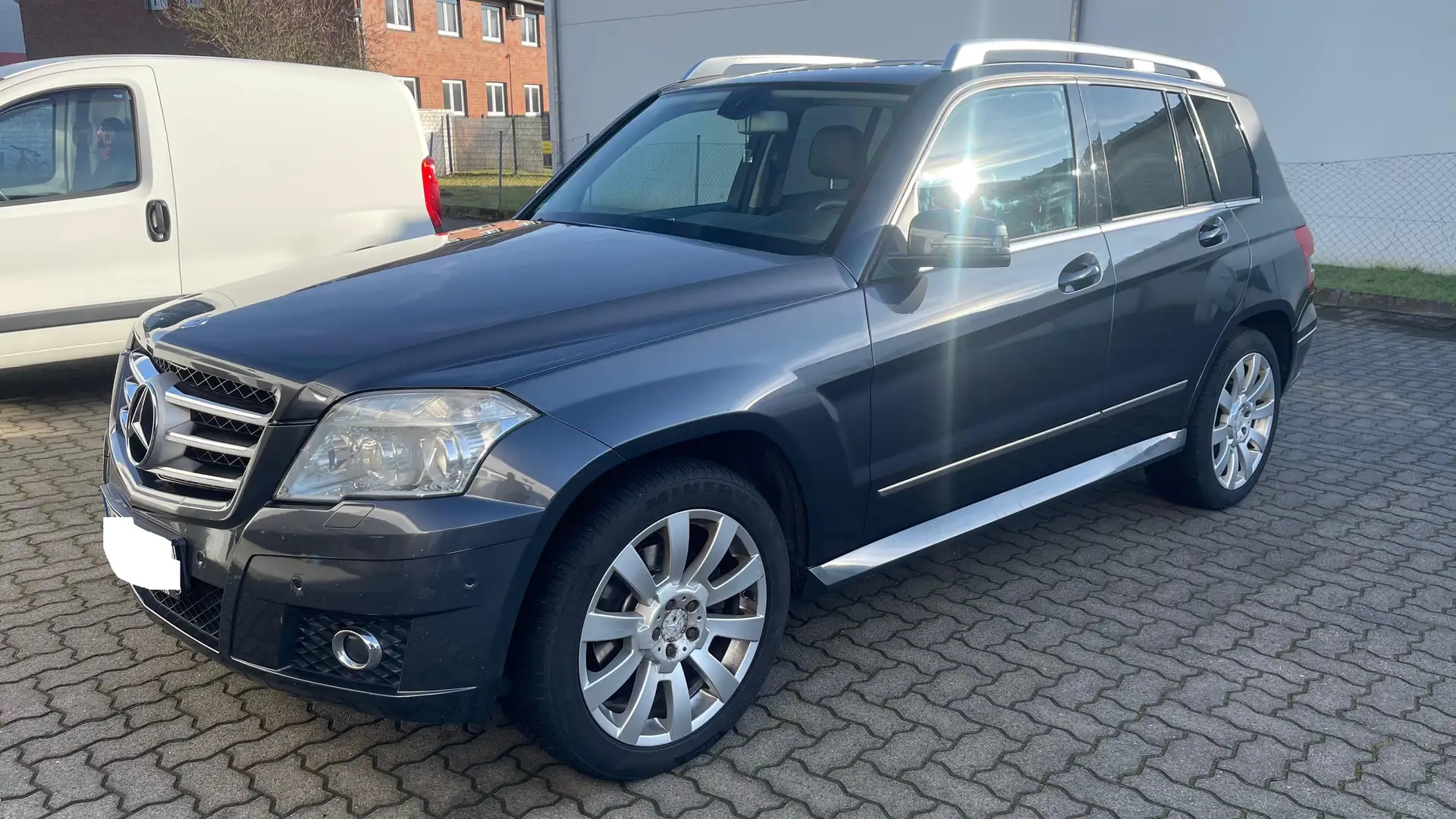 Mercedes-Benz GLK 320 GLK-Klasse Diesel CDI DPF 4Matic 7G-TRONIC Grau - 1