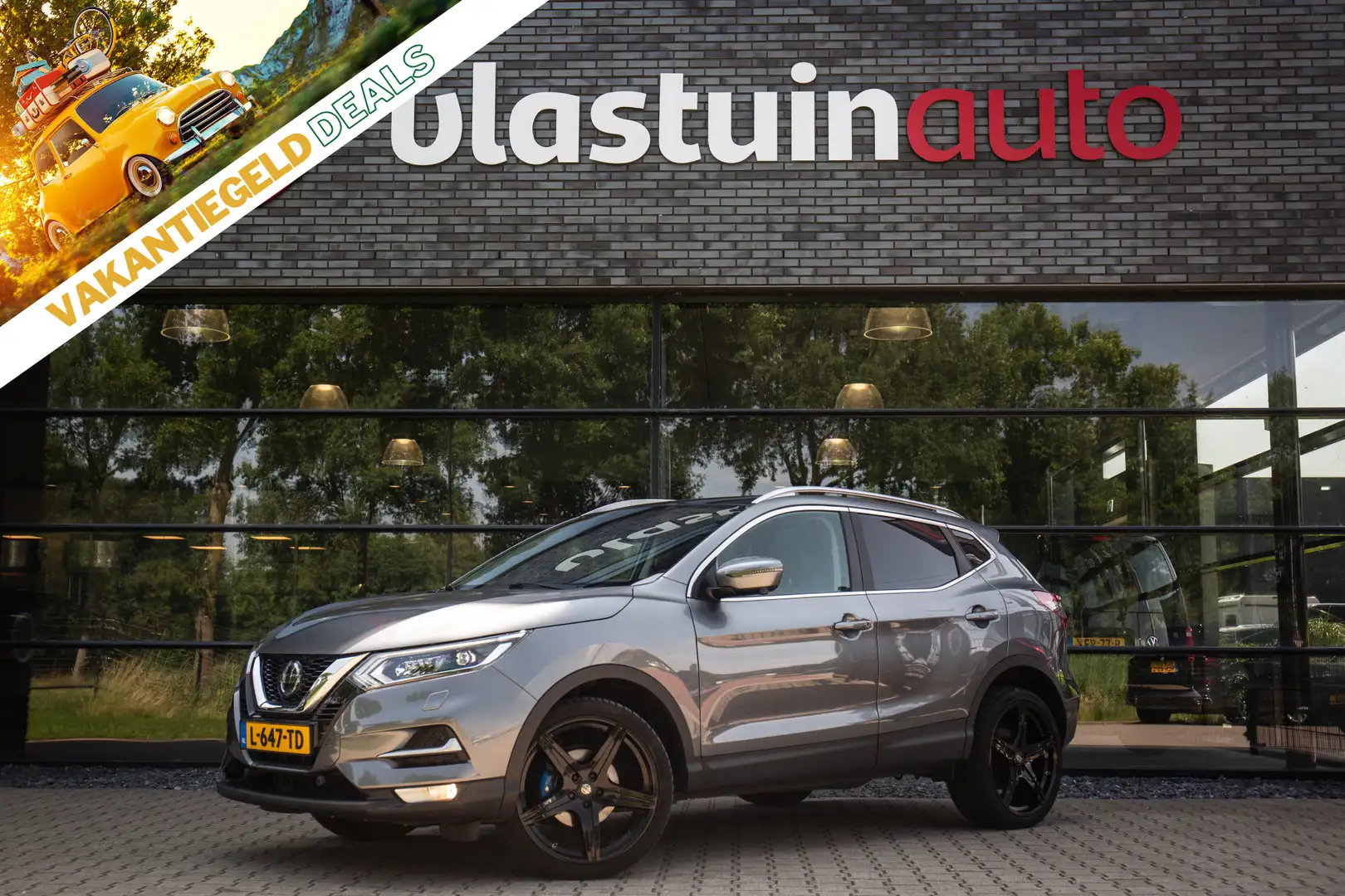 Nissan Qashqai 1.3 DIG-T Premium Edition Grau - 1