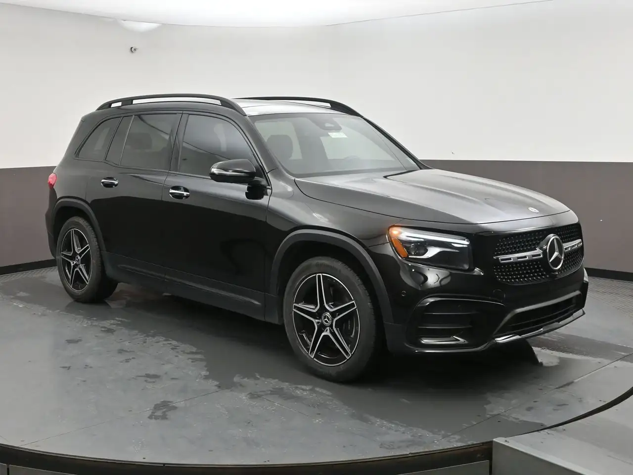 2025 Mercedes-Benz GLB