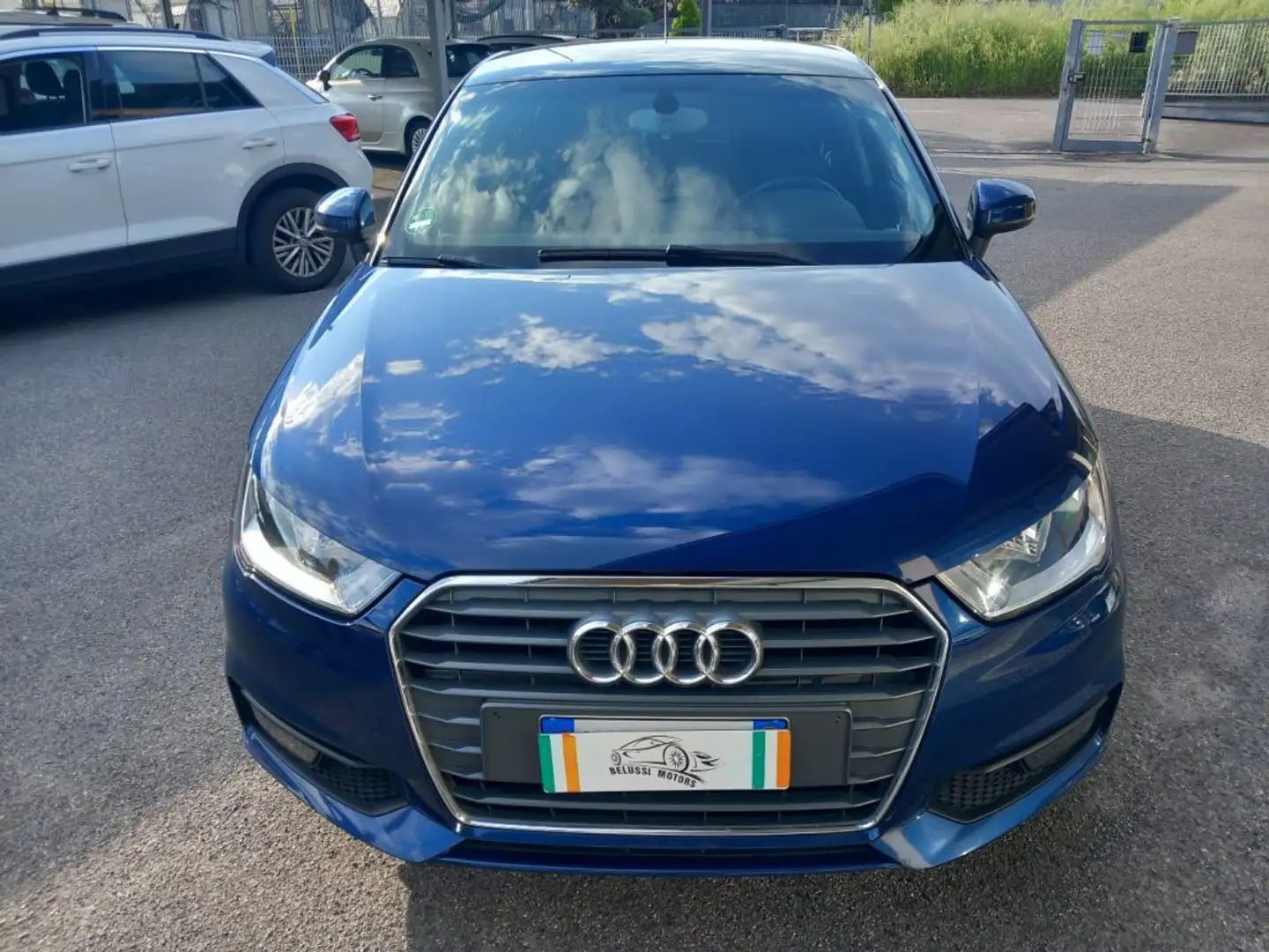 Audi A1 SPB 1.0 TFSI Bleu - 2