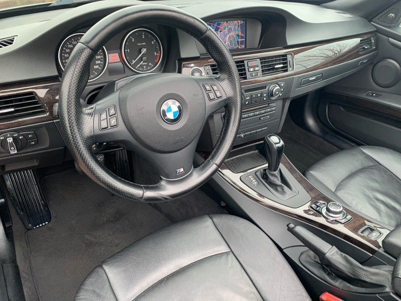 BMW 330 d Cabrio/Leder/Navi/Xenon/SHZ/eSitze — photo 14