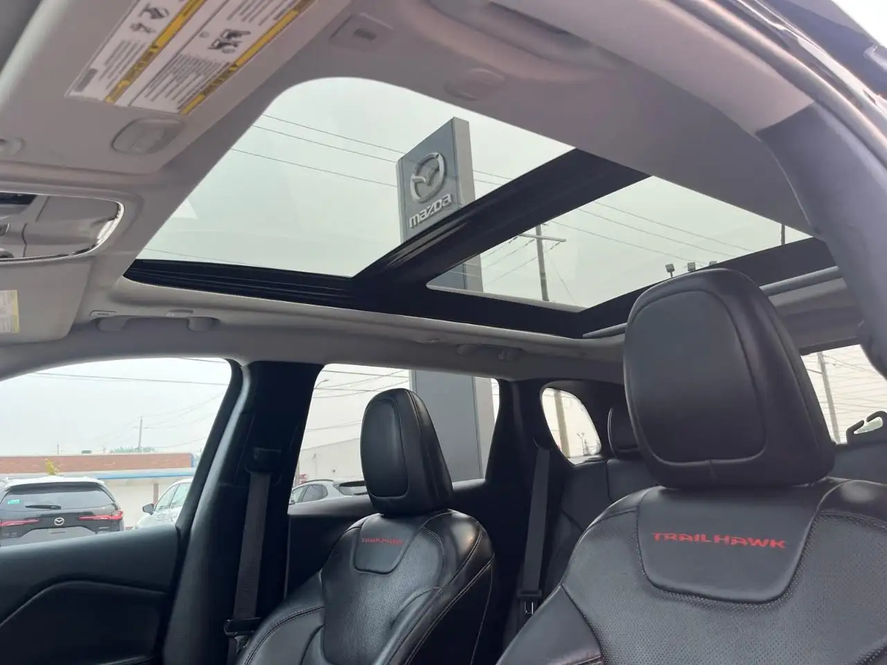 Jeep Cherokee photo Jeep Cherokee