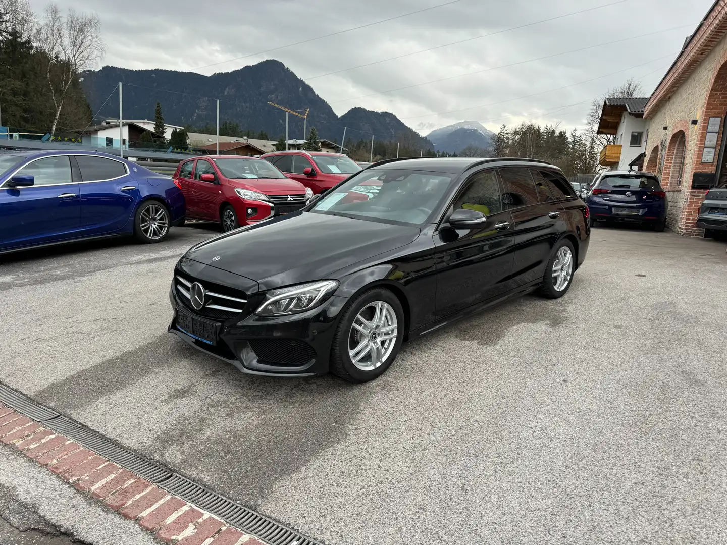 Mercedes-Benz C 300 C 300 T BlueTec Hybrid / h (205.212) Schwarz - 2