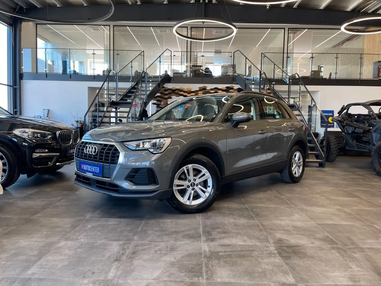 Audi Q3 35 TDI *LED*LIVECOCKPIT*ACC*NAVI*SHZ*MFL* Grey - 1