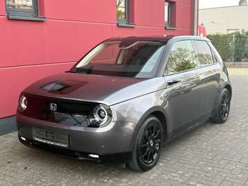 ELEKTRO SONDERMODELL ADVANCE-PAKET 154PS LEDER TOP