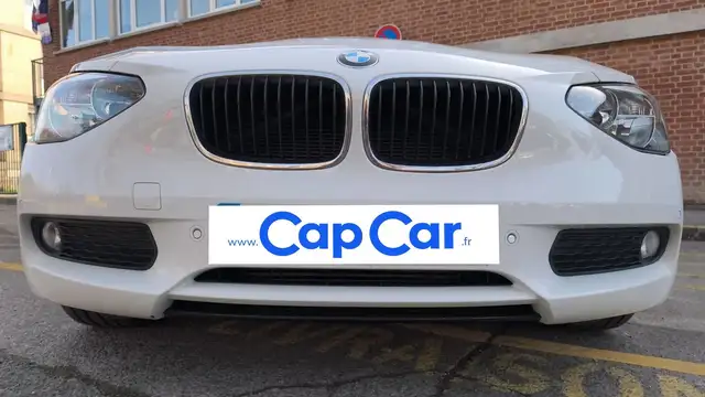 BMW 1 Series view 20