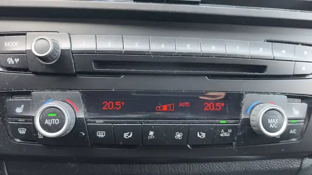 BMW 1 Series view 13