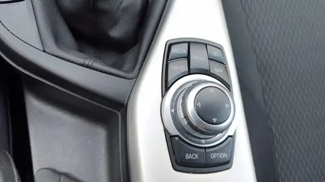 BMW 1 Series view 28