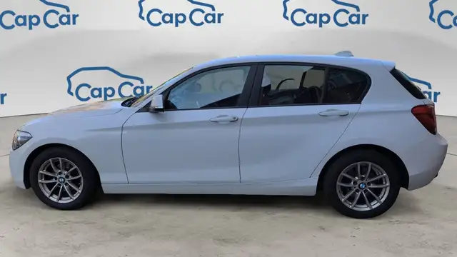 BMW 1 Series view 2
