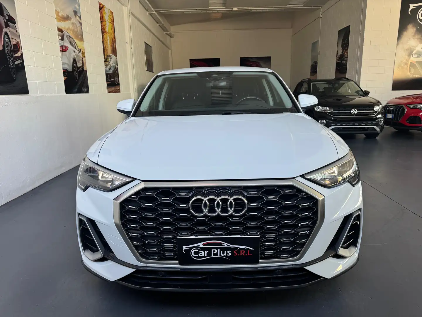 Audi Q3 Sportback  35 1.5 tfsi mhev S line 150cv s-tronic Bianco - 2
