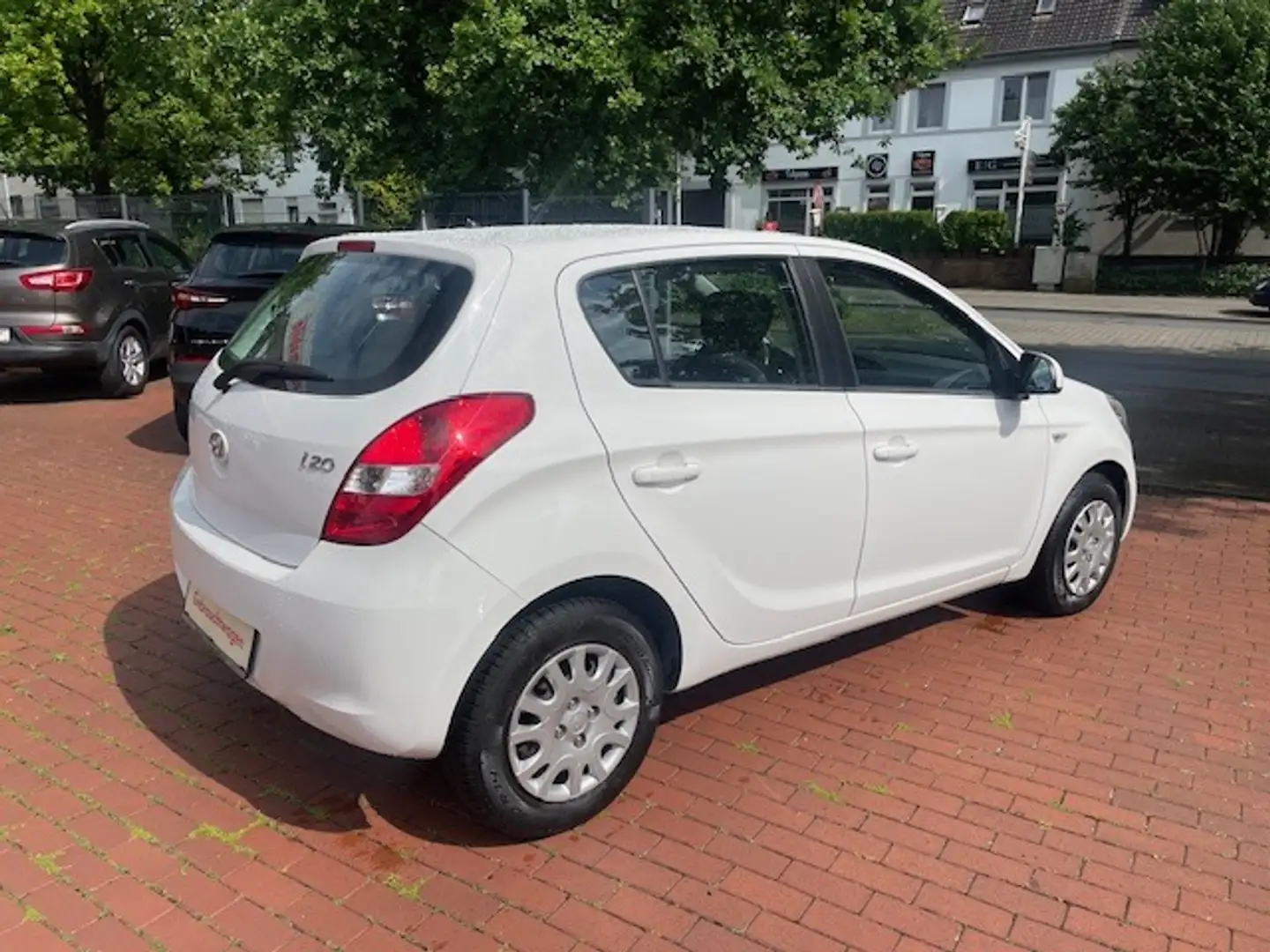 Hyundai i20 Weiß - 2