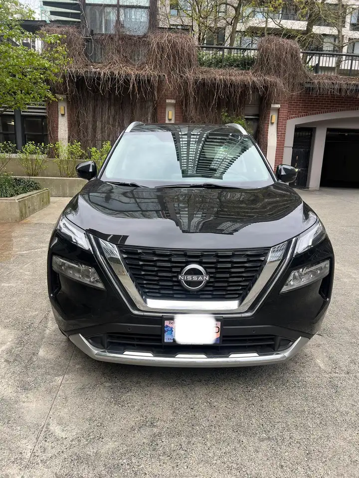 Nissan Rogue снимка Nissan Rogue