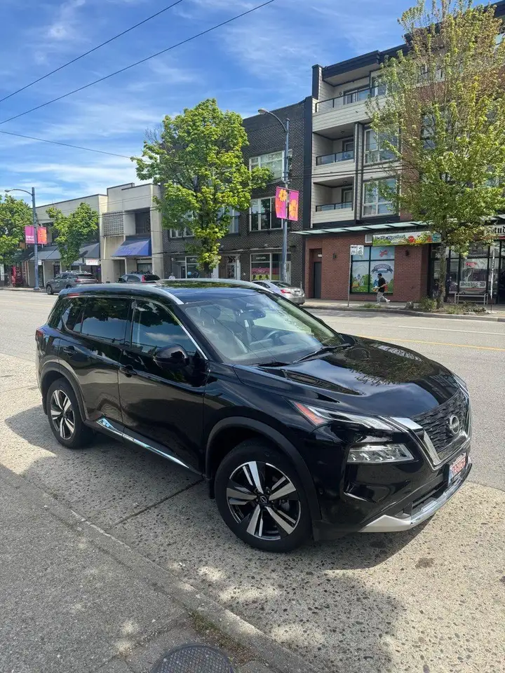 Nissan Rogue снимка Nissan Rogue