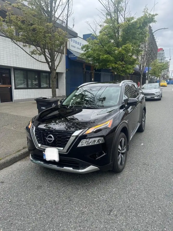 Nissan Rogue снимка Nissan Rogue