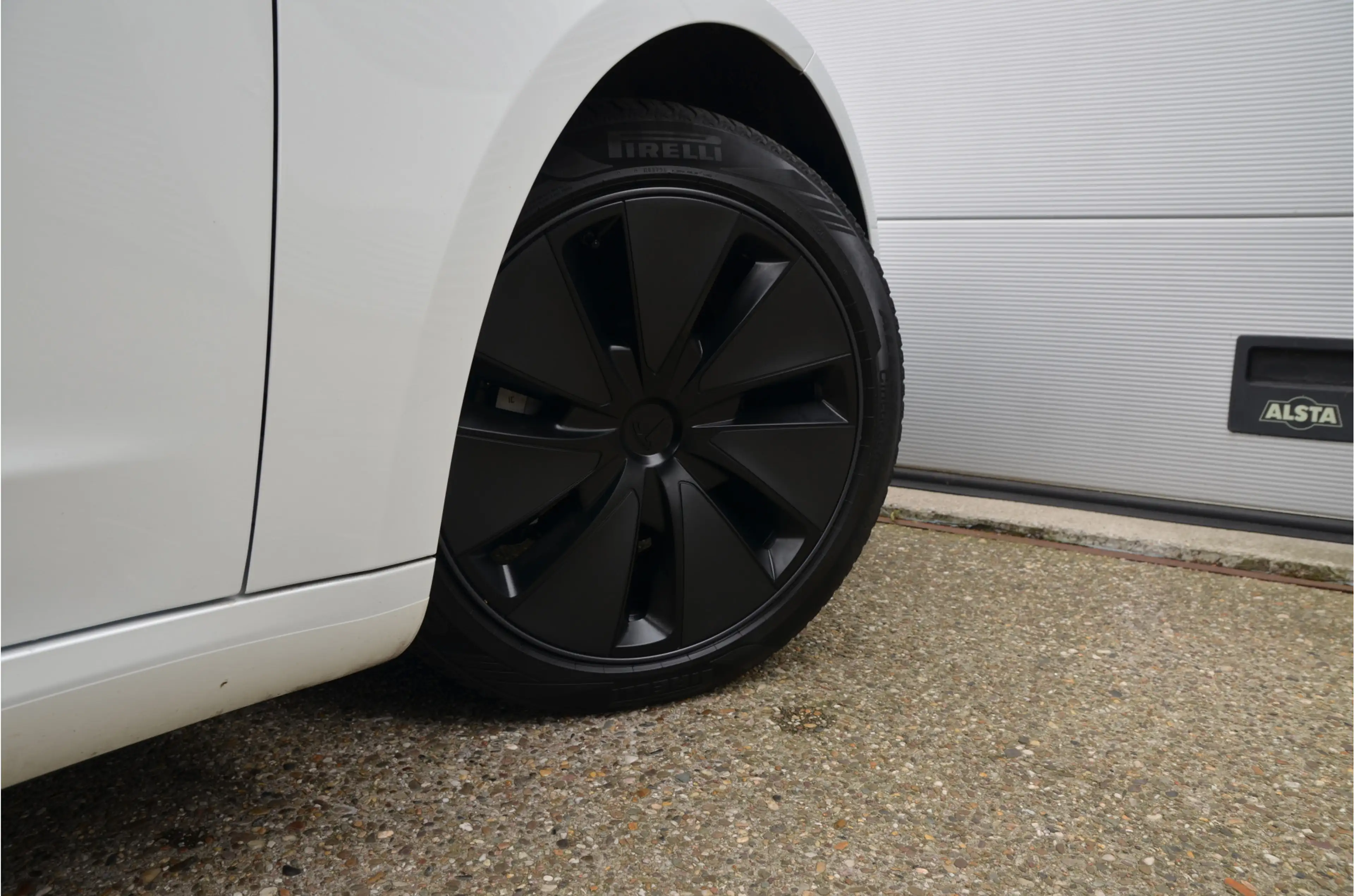 Tesla Model 3 RWD 60 kWh Premium, AutoPilot4.0 — photo 5