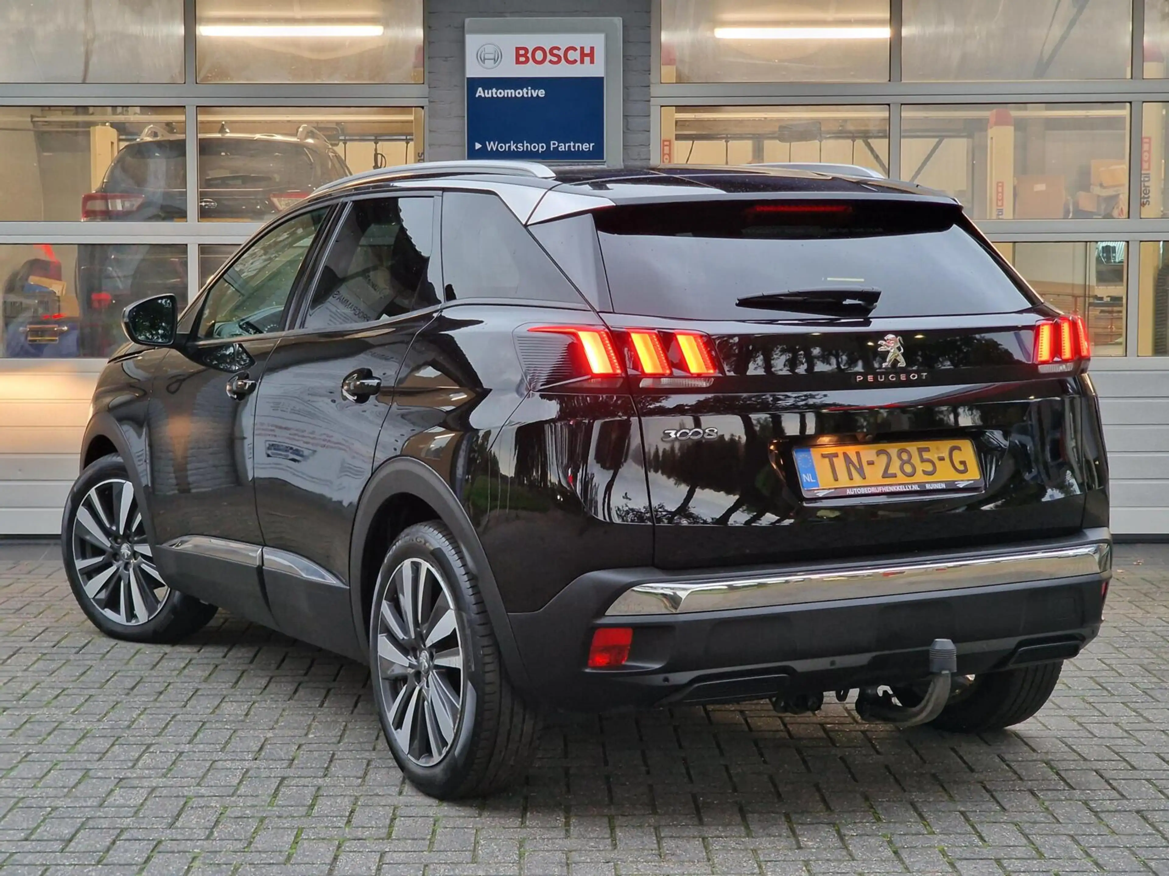 Peugeot 3008 1.2 PureTech Allure|Clima|Trekhaak|Carplay|360 cam — photo 2
