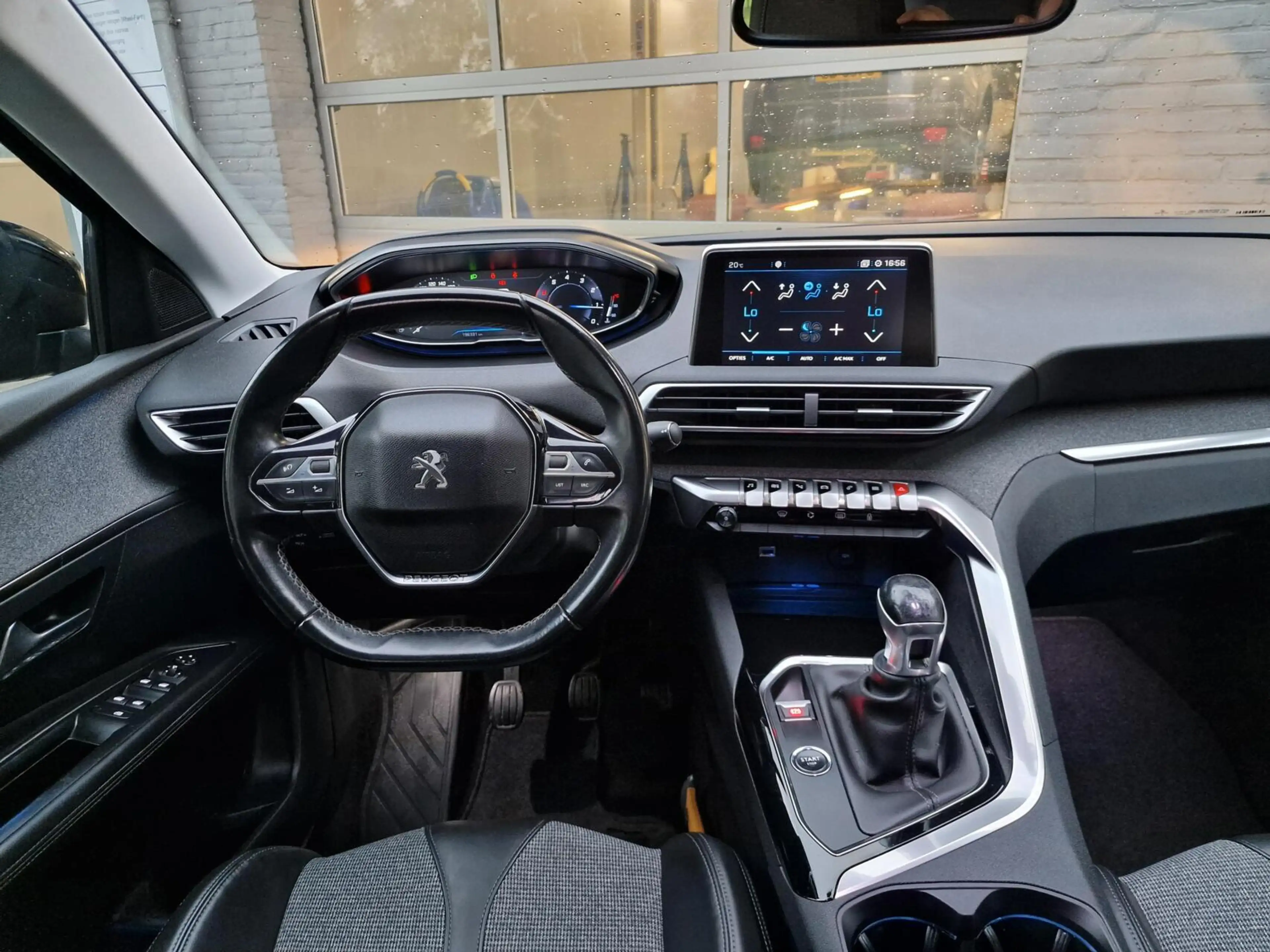 Peugeot 3008 1.2 PureTech Allure|Clima|Trekhaak|Carplay|360 cam — photo 16