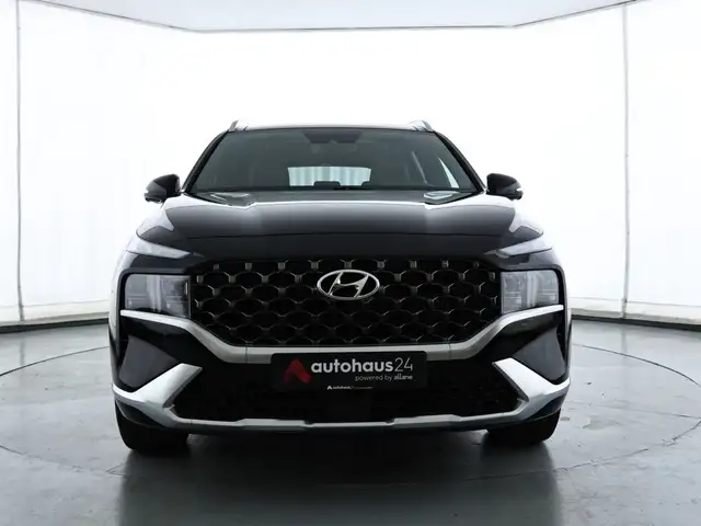 Hyundai Santa FE view 2
