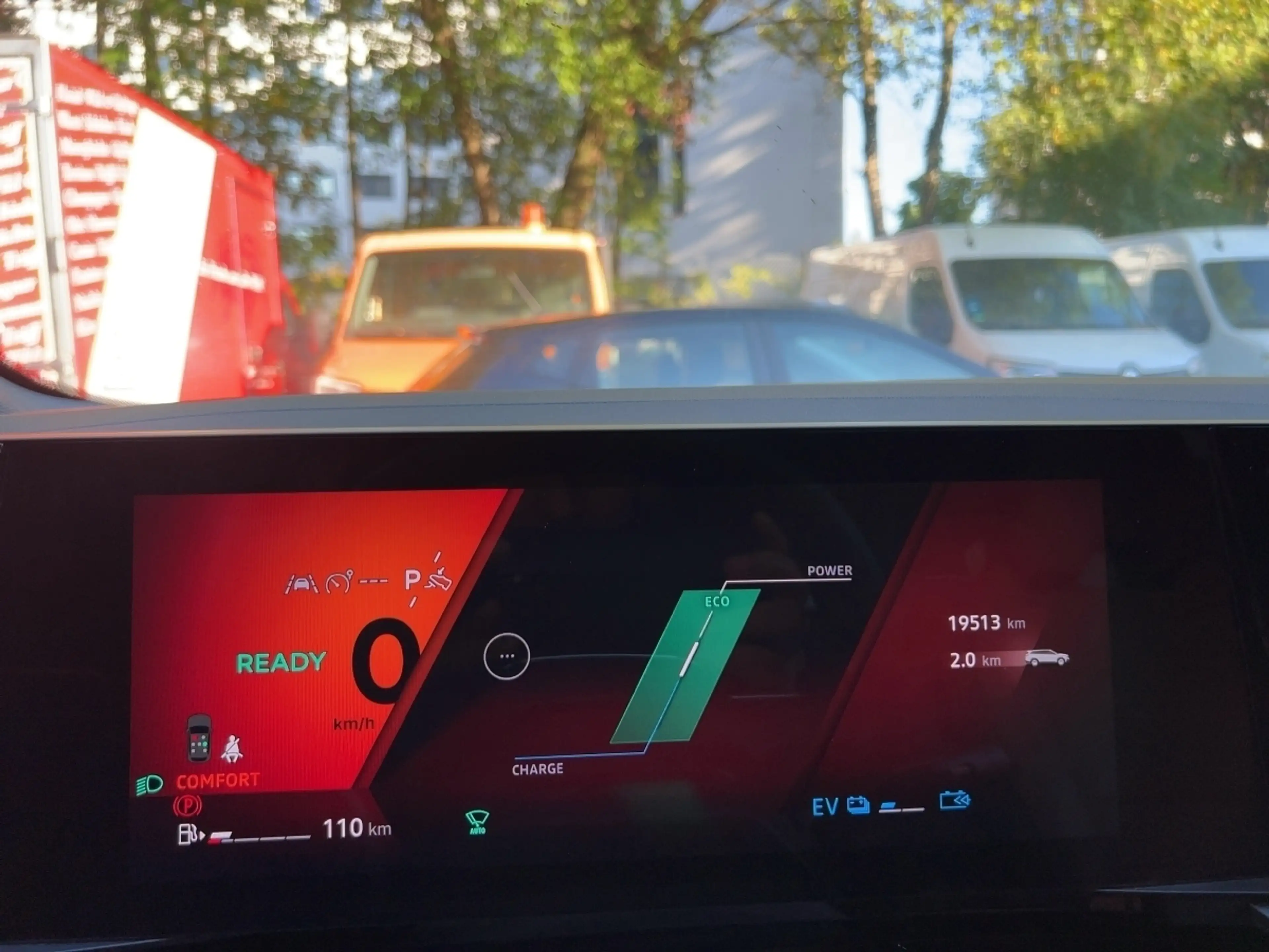 Renault Espace 6 Iconic E-Tech Full Hybrid 200 — photo 13