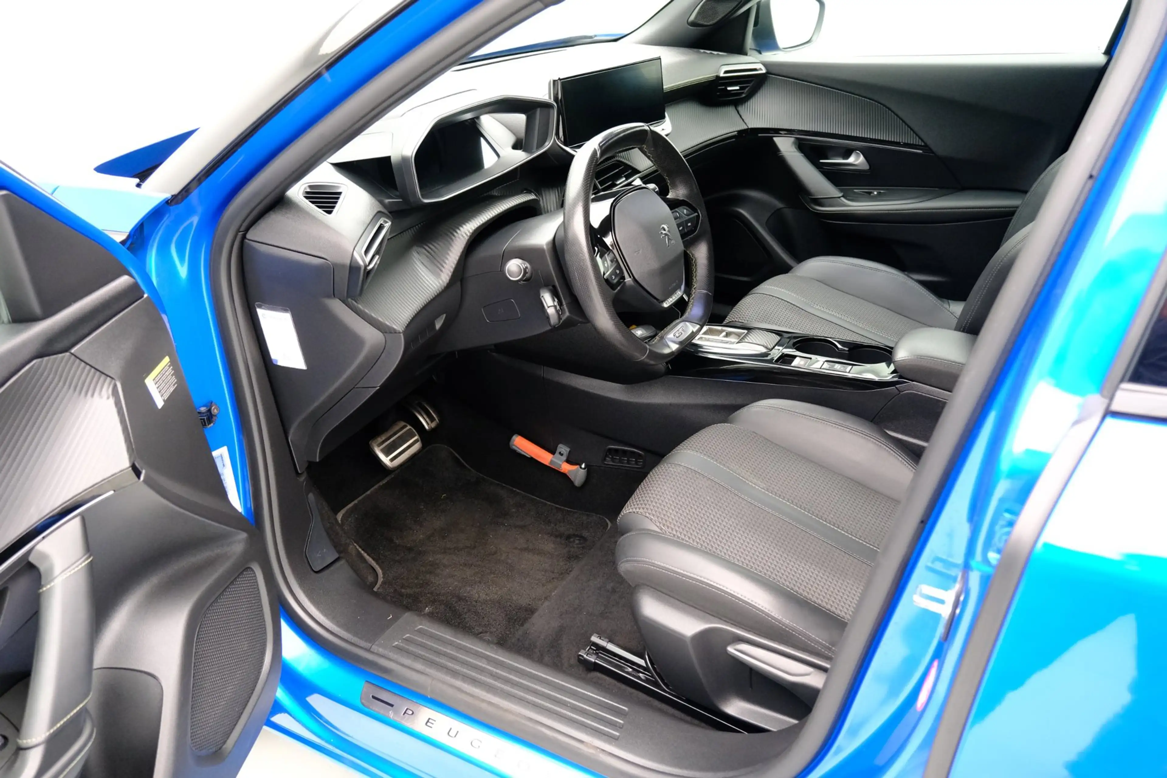 Peugeot e-2008 EV GT 50 kWh Aut. Half-Leder|1e Eig!|Navi|Clima|Ca — photo 2