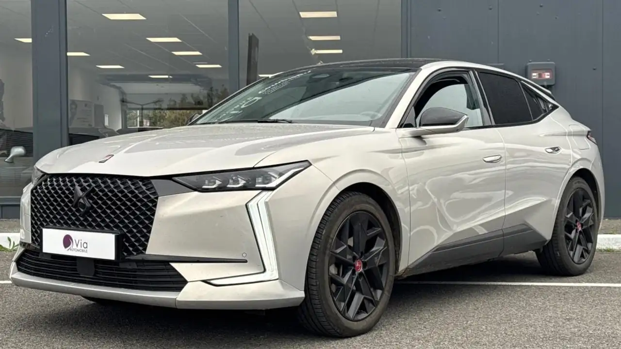 DS Automobiles DS 4