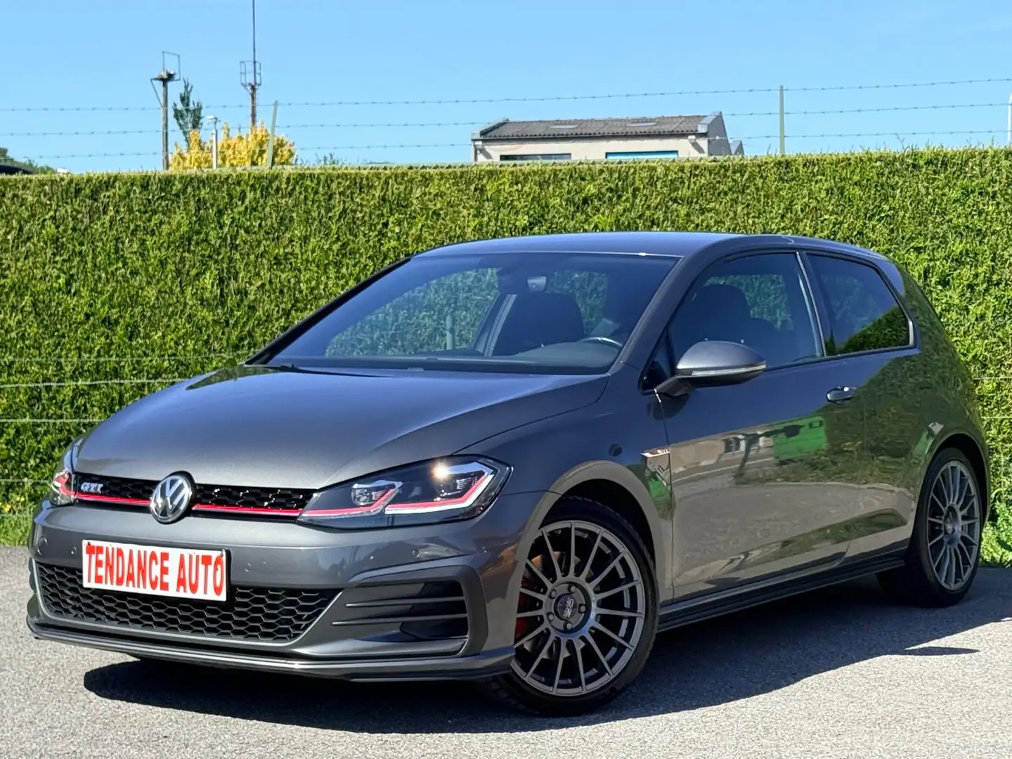 Volkswagen Golf GTI 2.O TSI 23O Cv Virtual Cockpit Gps Led 18" Gris - 1