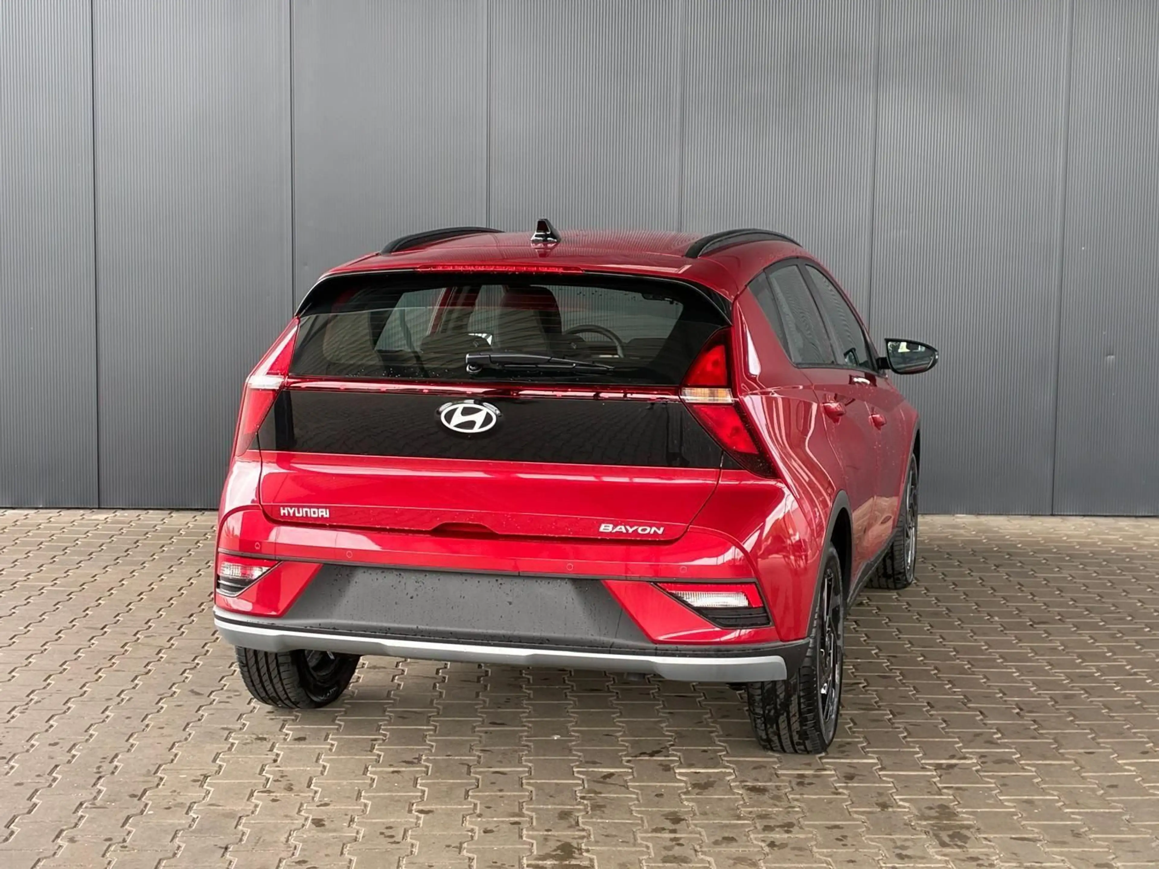 Hyundai BAYON Blackline 1.0 T-GDI 6MT / LED Sitz + Le... — photo 3