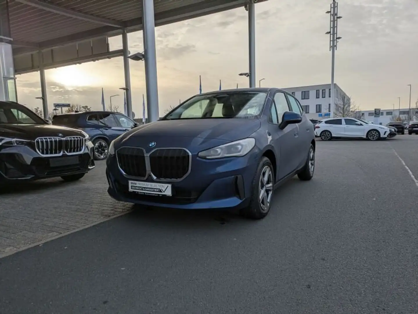 BMW 216 i Active Tourer * AKTIONSPREIS * Bleu - 2