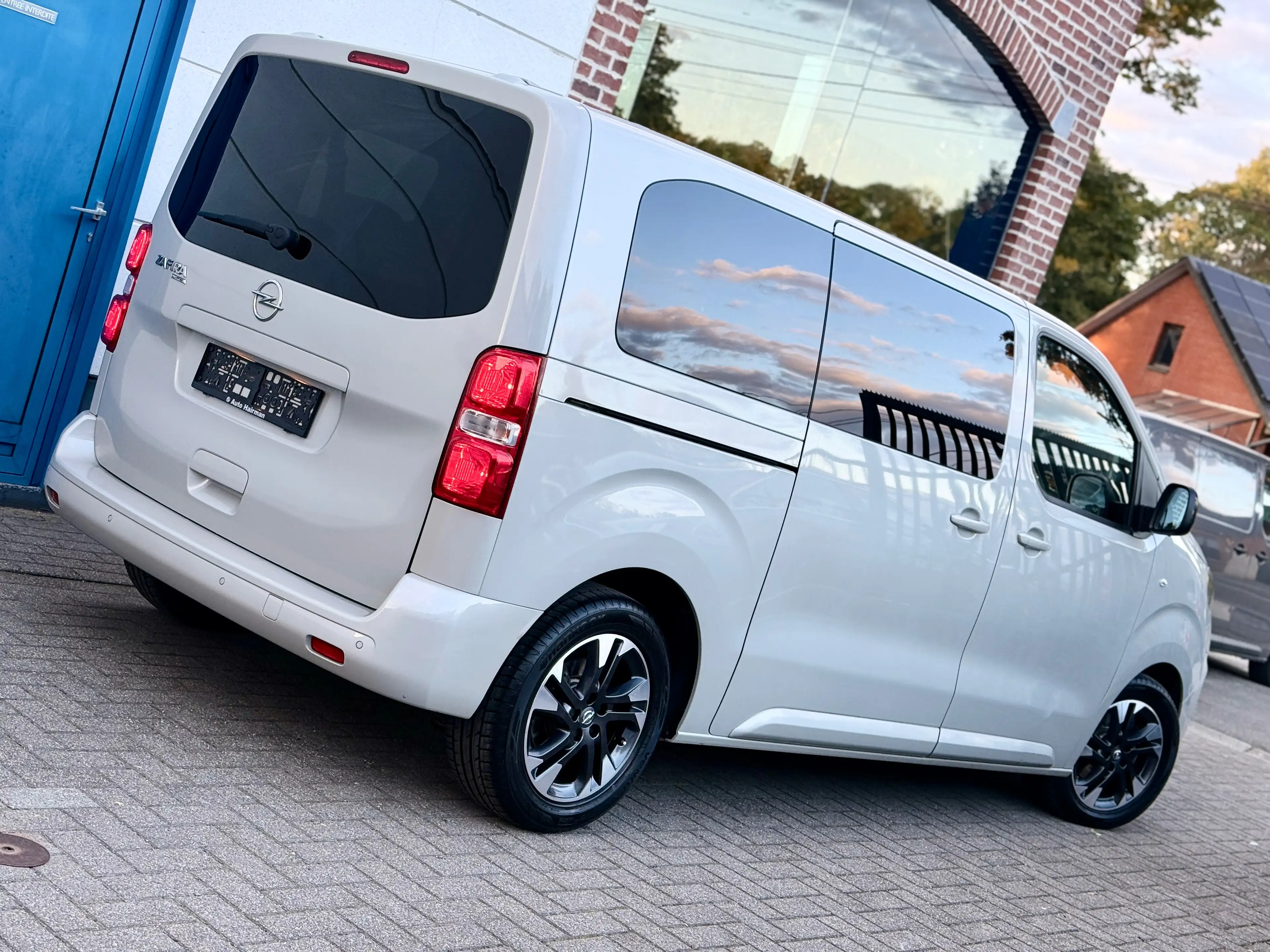 Opel Zafira Life Zafira Life 2.0 Turbo D BlueIn. Busin. Eleg. (EU6.3) — photo 4