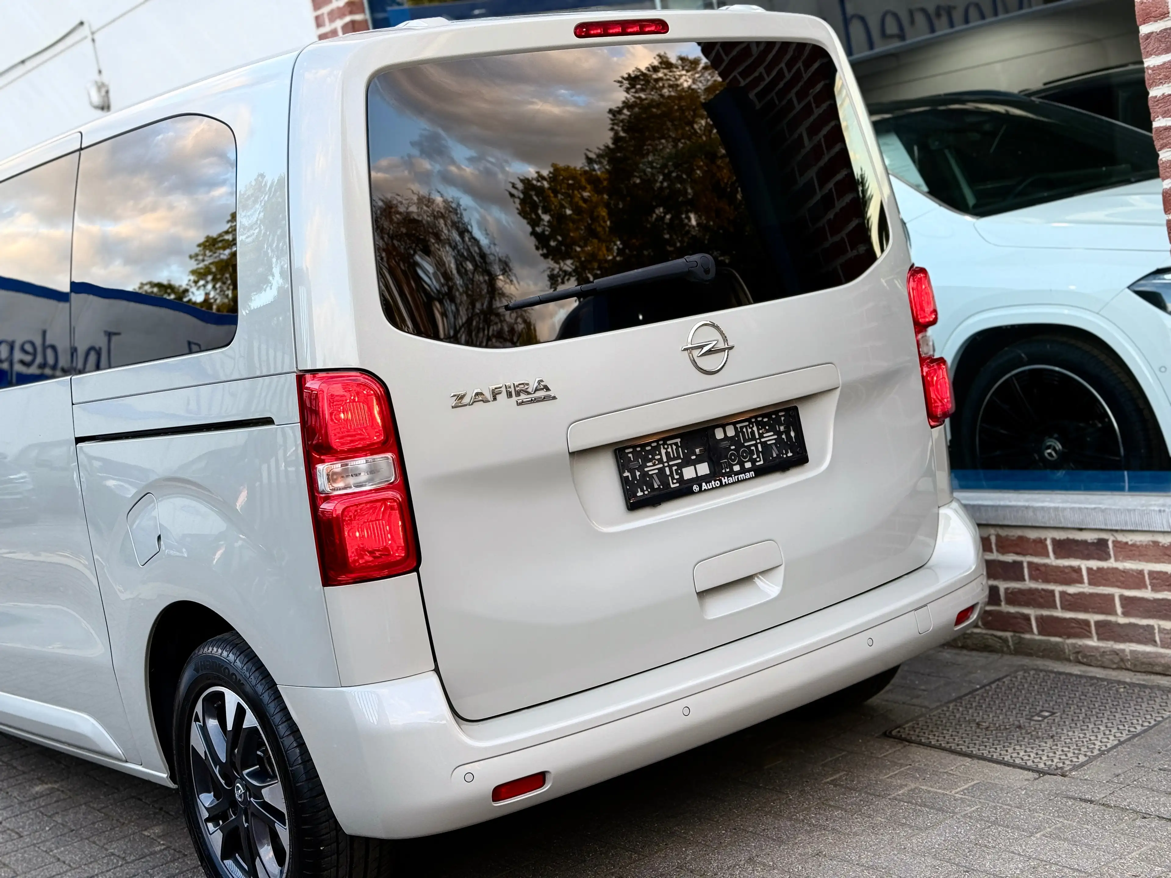 Opel Zafira Life Zafira Life 2.0 Turbo D BlueIn. Busin. Eleg. (EU6.3) — photo 6