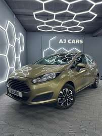 1.5 TDCI 75Ch *DISTRI NEUVE *CLIM *JEUNE PERMIS *GARANTIE 12 MOIS