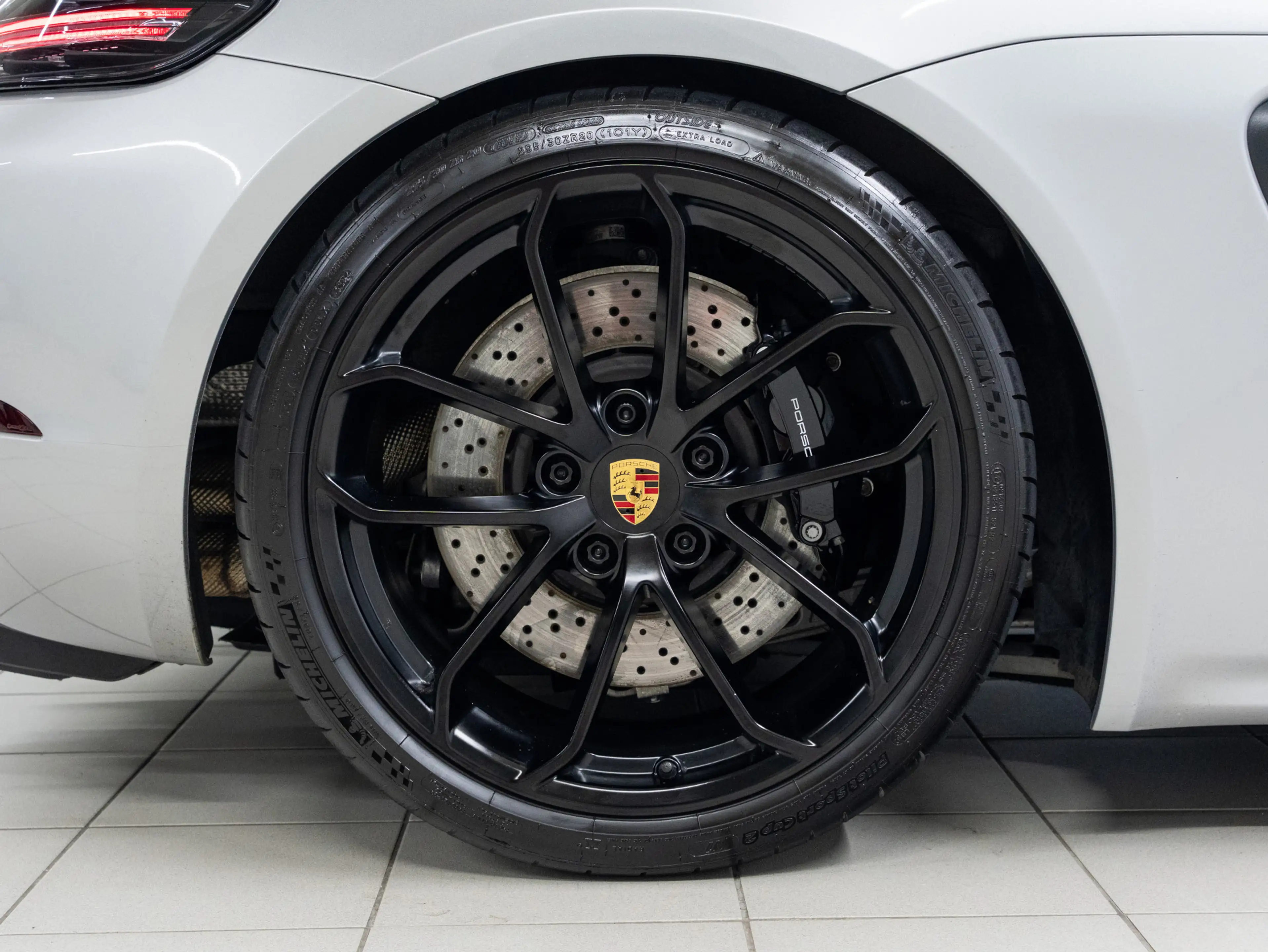 Porsche 718 Spyder Boxster — photo 10