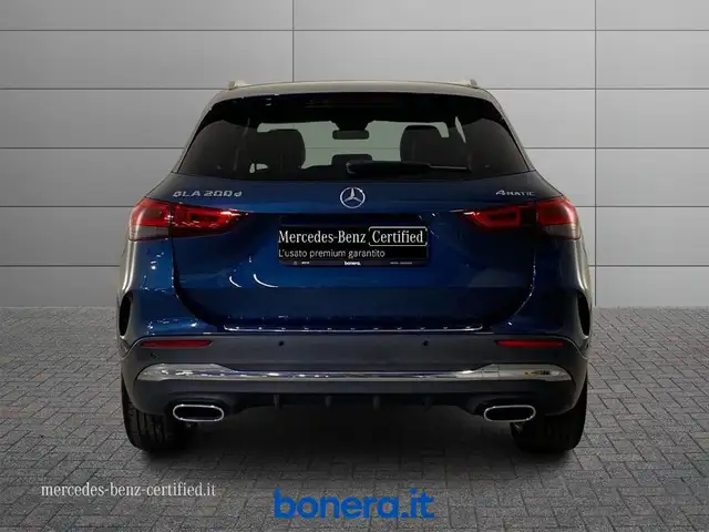 Mercedes-Benz Gla view 5