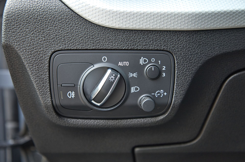 Audi Q2 35 TFSI CoD Design / Pano / Trekhaak / Adaptive / — photo 24