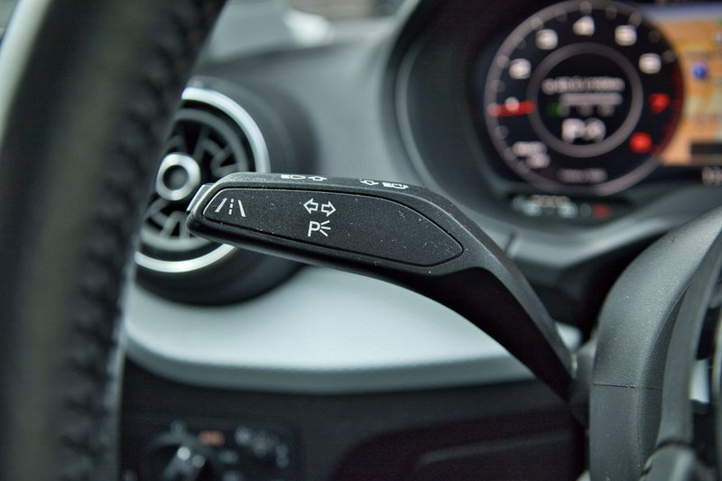 Audi Q2 35 TFSI CoD Design / Pano / Trekhaak / Adaptive / — photo 22