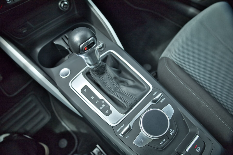 Audi Q2 35 TFSI CoD Design / Pano / Trekhaak / Adaptive / — photo 28