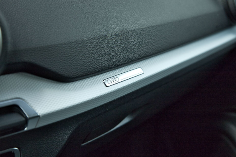 Audi Q2 35 TFSI CoD Design / Pano / Trekhaak / Adaptive / — photo 39