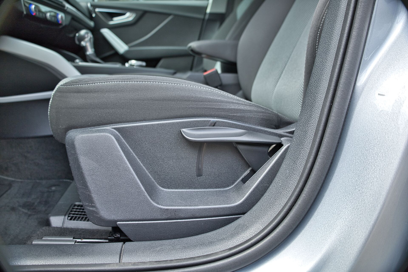 Audi Q2 35 TFSI CoD Design / Pano / Trekhaak / Adaptive / — photo 12