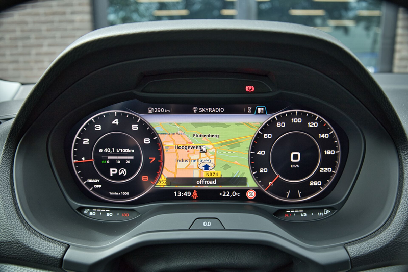 Audi Q2 35 TFSI CoD Design / Pano / Trekhaak / Adaptive / — photo 32
