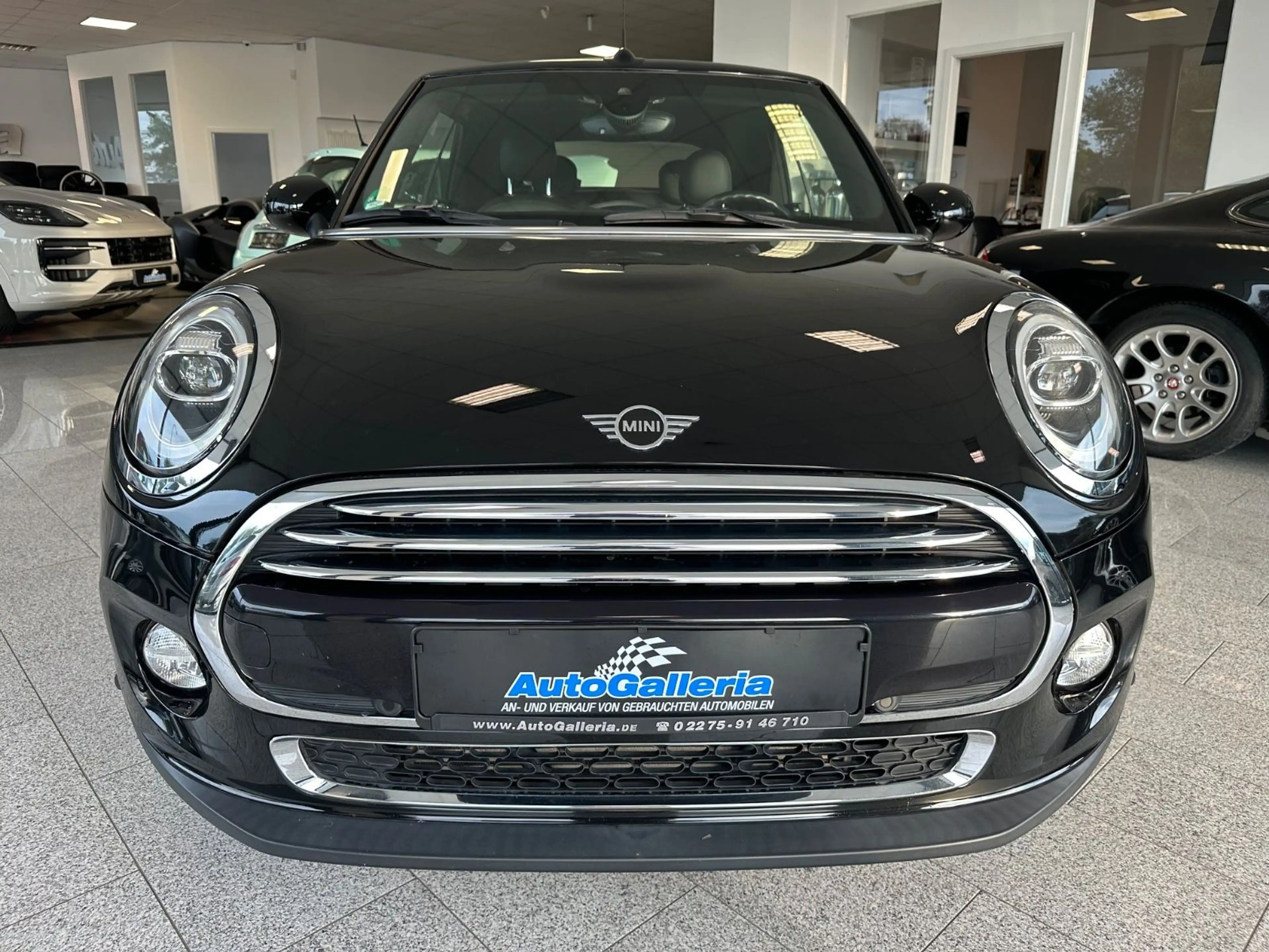 MINI Cooper Cabrio Automatik Leder Kamera Navi — photo 4