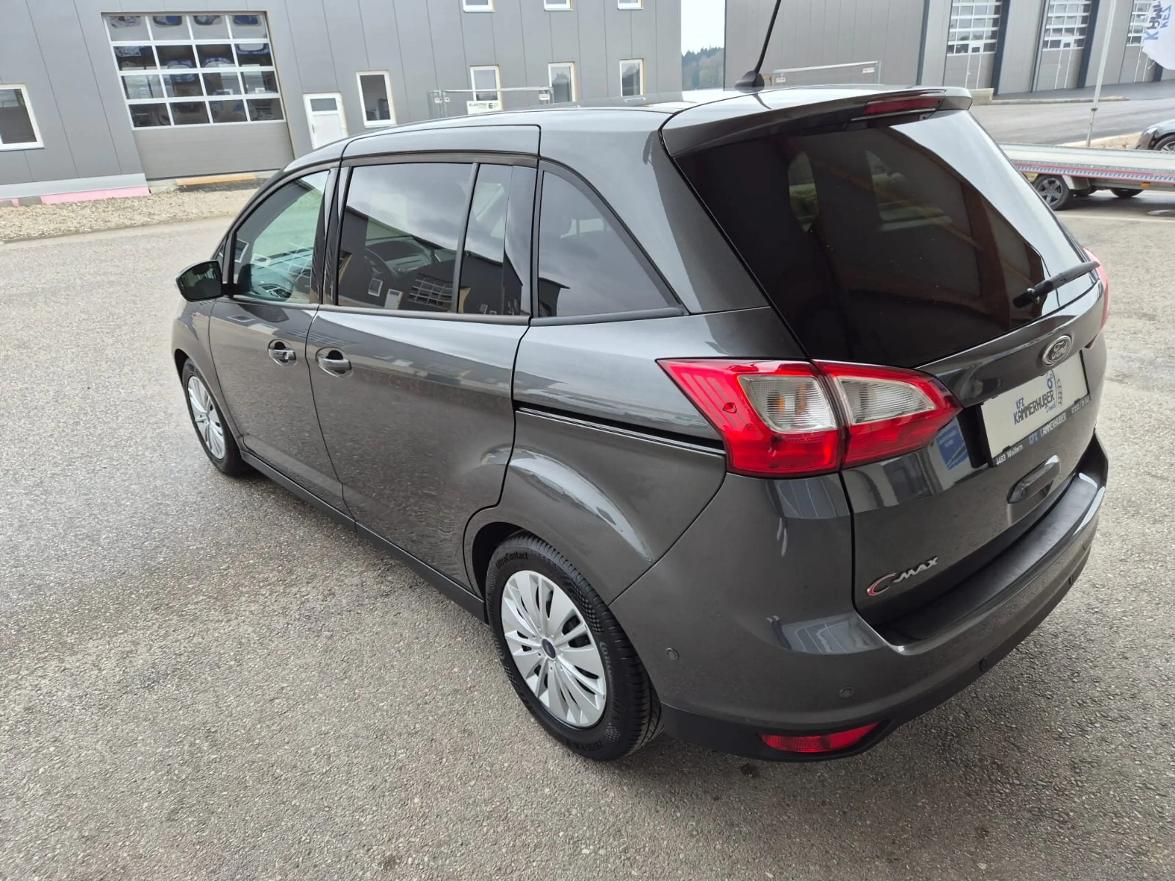 Ford Grand C-Max Grand C-MAX Trend 1,0 EcoBoost Trend — photo 7