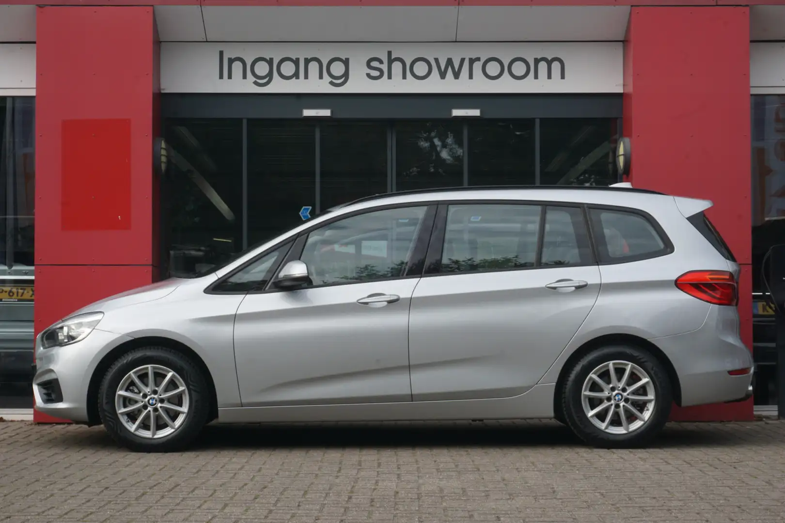 BMW 216 2-serie Gran Tourer 216d Centennial High Executive Gris - 2