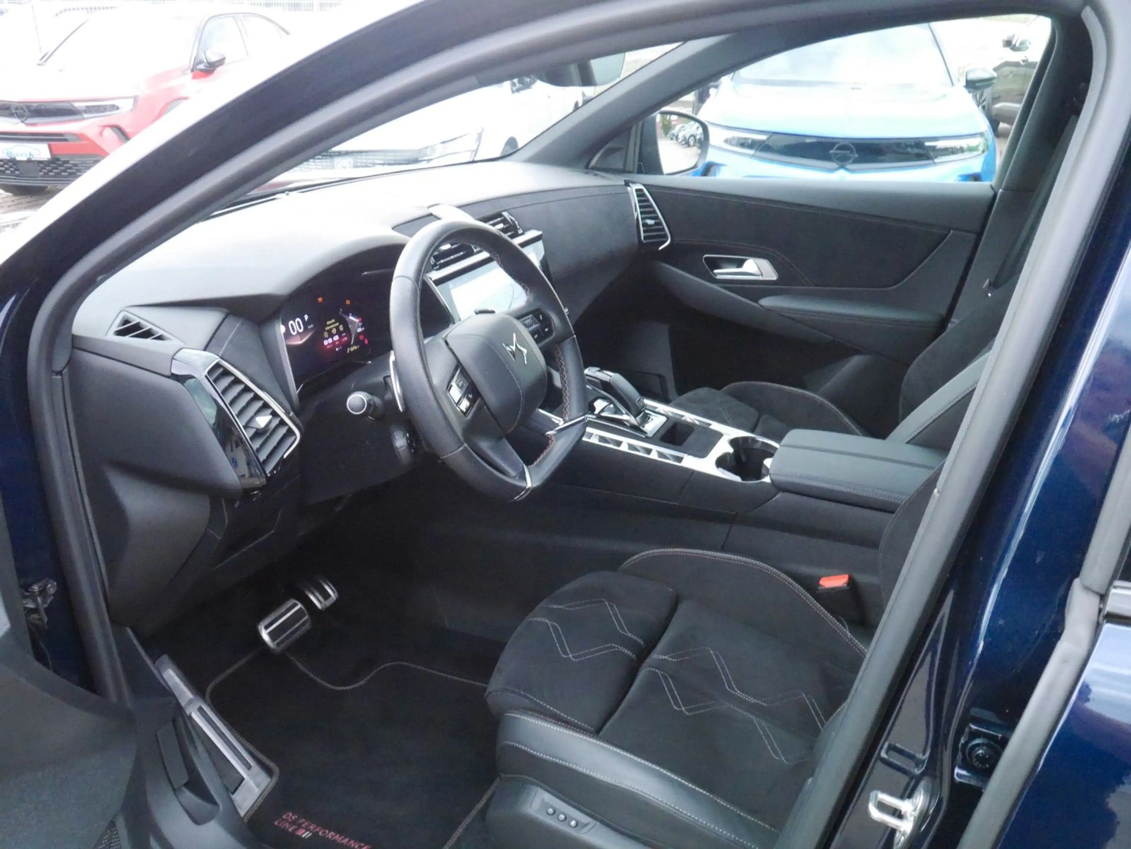 DS Automobiles DS 7 Crossback DS7  HDI Perf-Line 130 Navi/LED/APP/SHZ/Kamera — photo 14