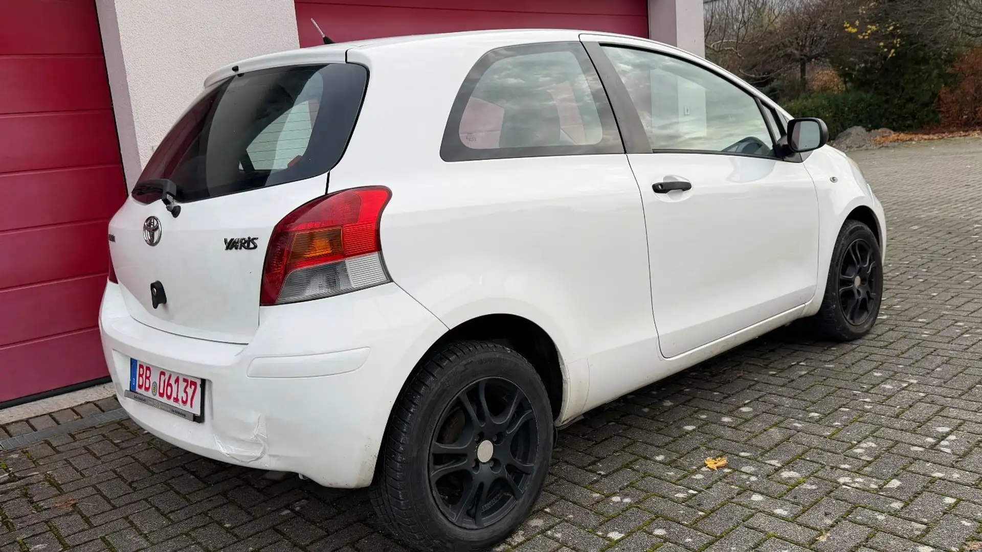 Toyota Yaris l-VVT-i -Klima-Alufelgen-TÜV-Garantie Blanc - 2